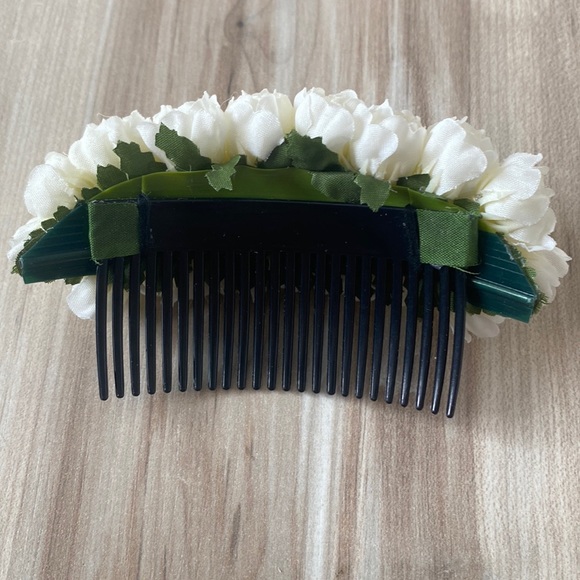 ❤️ Two Pikake Flower Hair Combs Adornment New - Picture 6 of 8